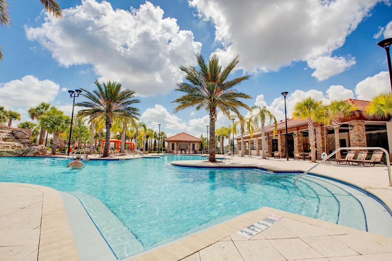 5448 Misty Oak Circle Villa Davenport